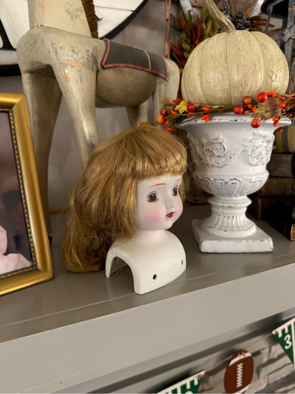 Vintage Porcelain Doll Head Accent in Blonde and White for Crafting - Picture 14 of 14